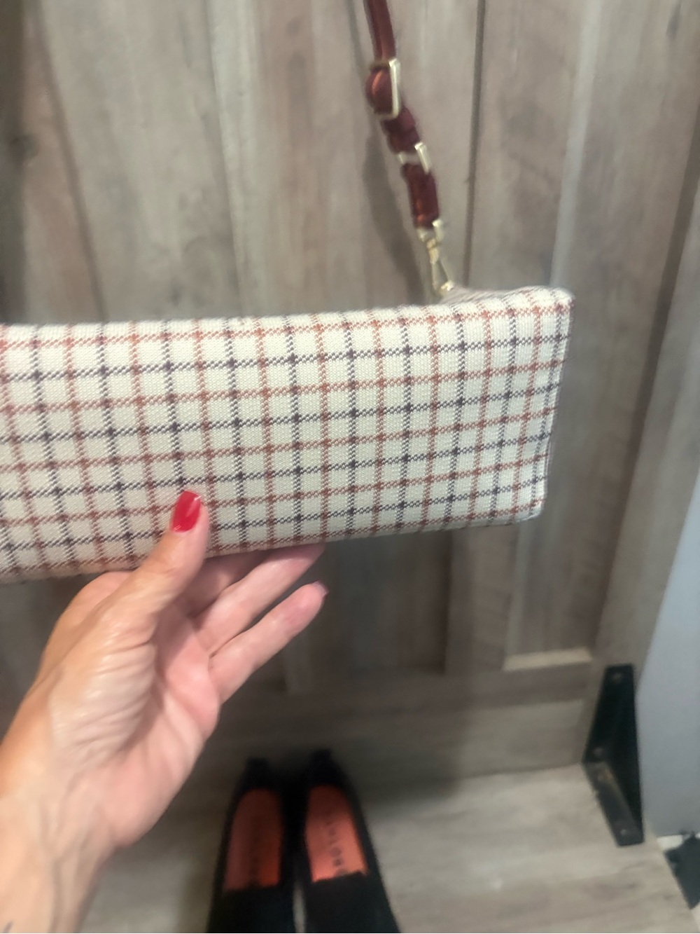 Rothy’s Malbec Grid Crossbody EUC!!! - Picture 4 of 7
